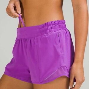 HOTTY HOT LOW RISE 4’ SHORT // MOONLIGHT MAGENTA // SIZE 14 // GENTLY WORN //